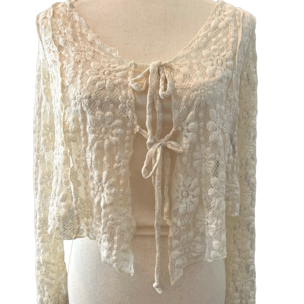 ARIZONA JEAN CO Top , cream color, camisole and lace top together